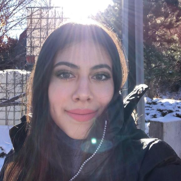 Meet your Posher, Valeria - Picture 1 of 1